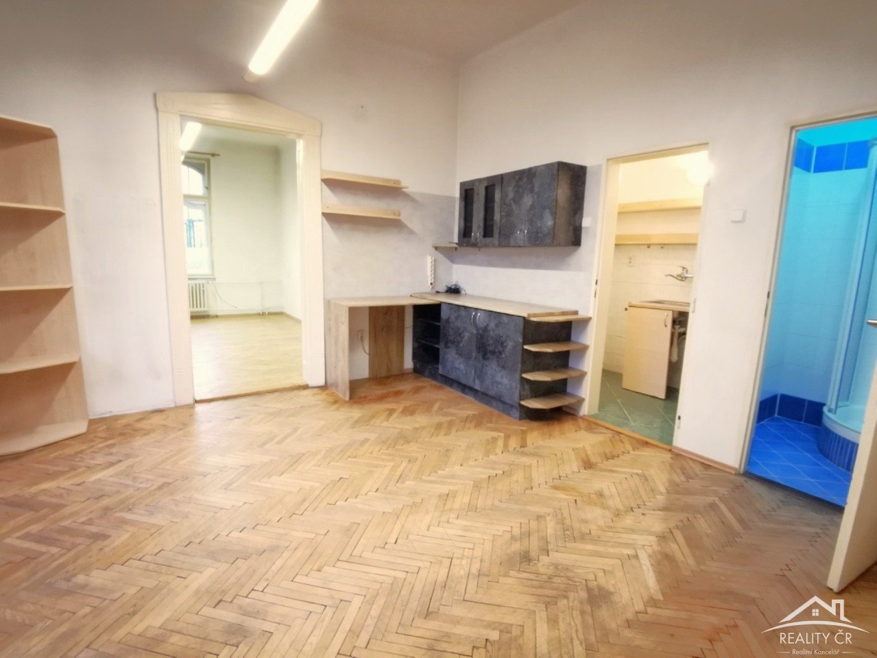 tn_zoom_filename_19125